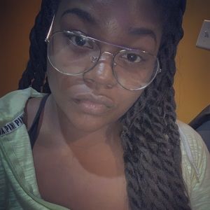 Meet your Posher, Peyton